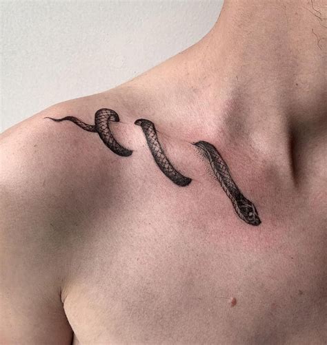 snake tattoo minimalist.